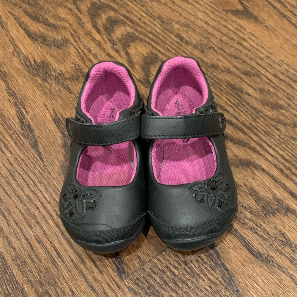 Girls stride rite shoes